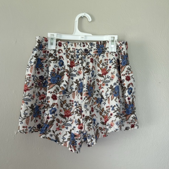 American Eagle Outfitters Floral High Waist Shorts - White, Blue, Red large - Picture 3 of 4